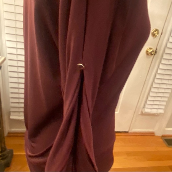 Peekaboo Sleeve Burgundy Top Small S - Picture 3 of 6